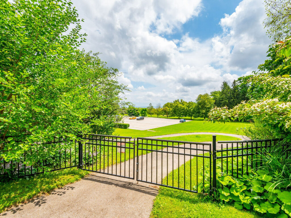 Laureate Collegeの画像2